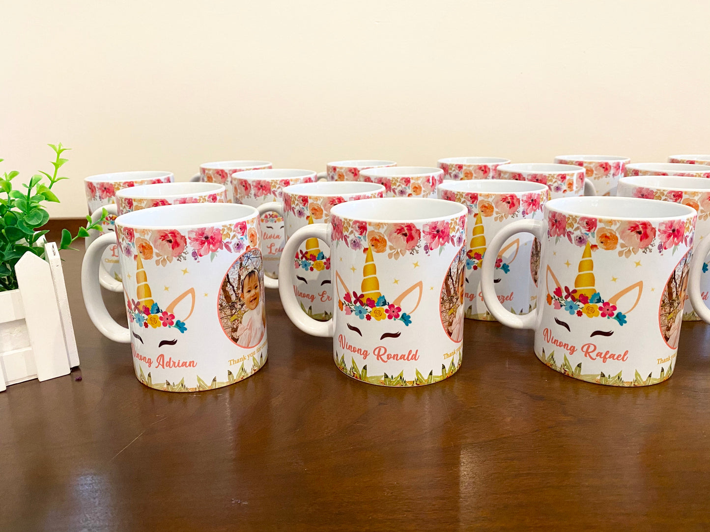 Personalised Souvenir Mugs (12 pcs)