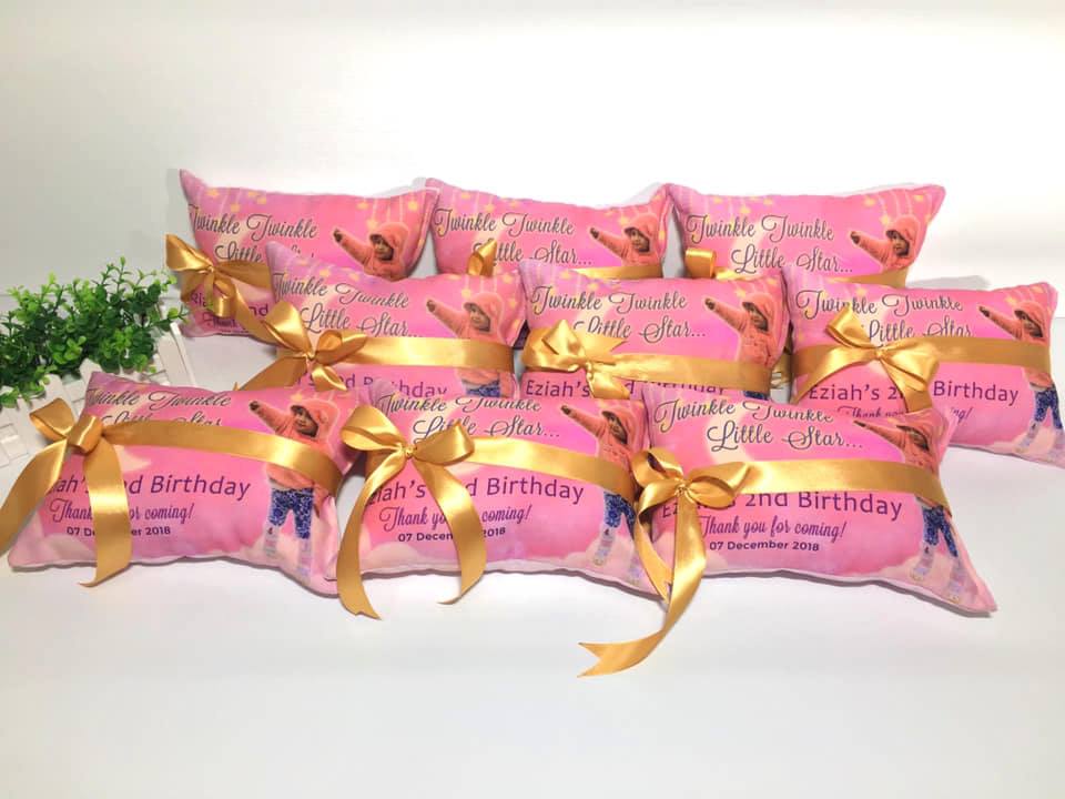 Mini Pillow Custom Souvenir (12 pcs)